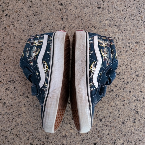 Vans SK8 kids off the wall zombie shark size 2.5Y - Picture 3 of 4